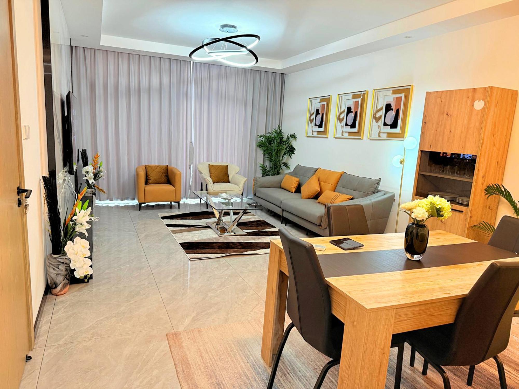 Gracey Concierge Apartments - Avenue Uvira Kinshasa Eksteriør billede